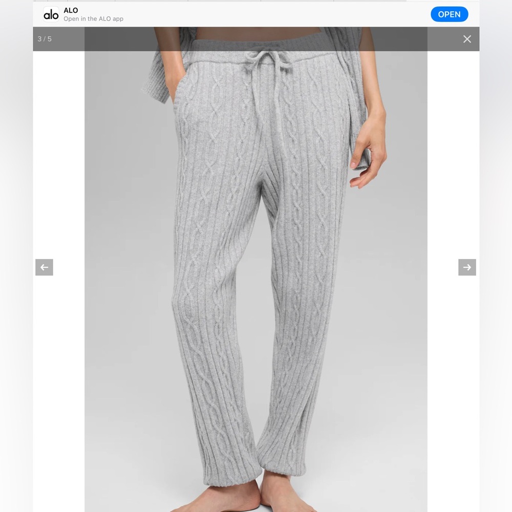 ALO Yoga Women's Gray Cable Knit Joggers (PRICEDROP)